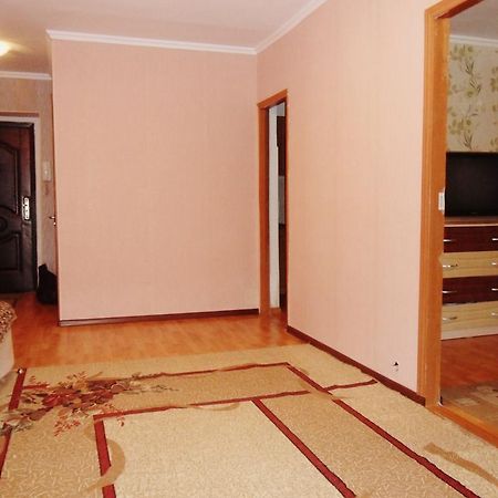 Ahmetova 10 Apartment Krasnoye Pole Екстериор снимка