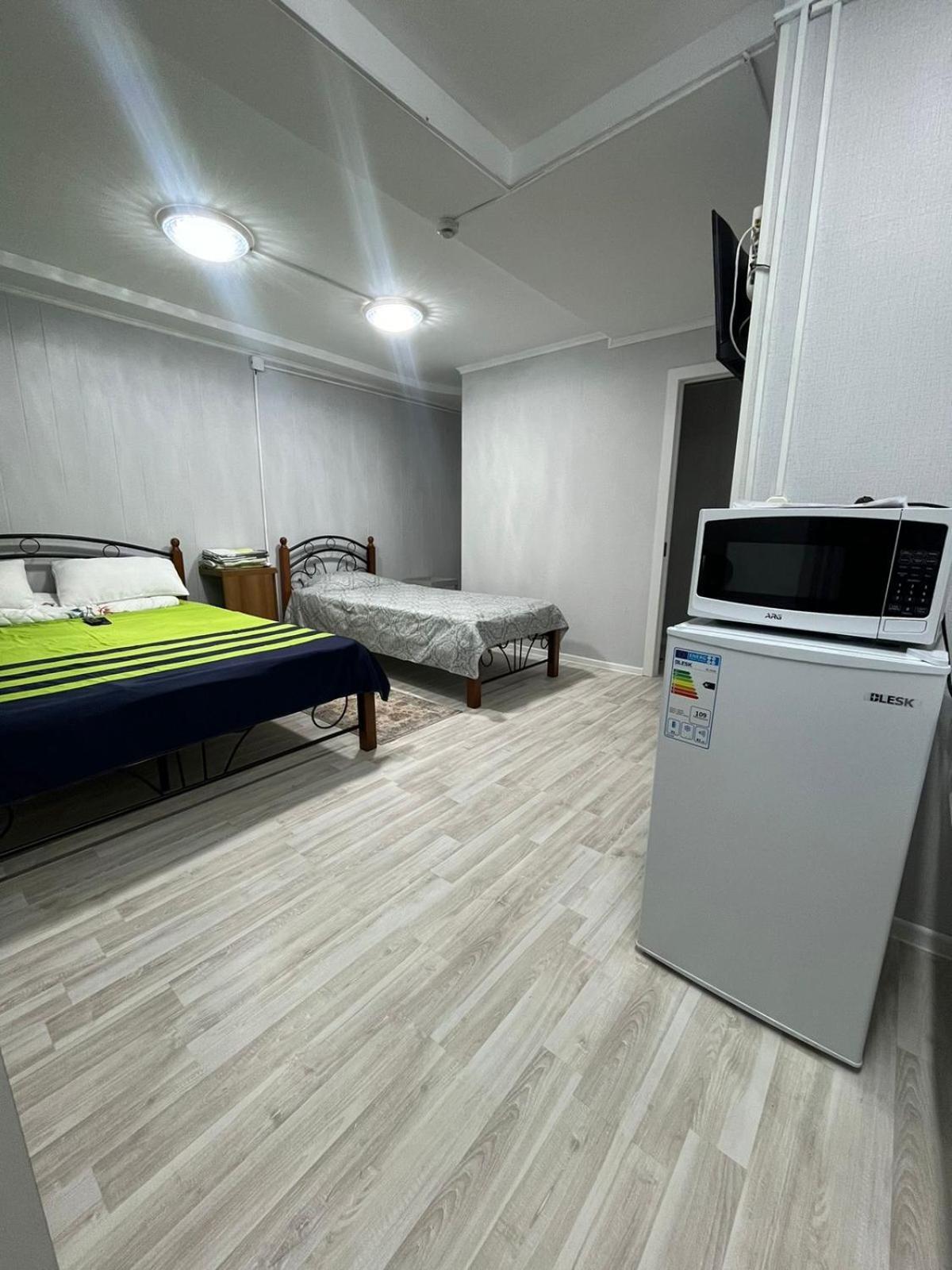 Ахметова 4 Apartment Krasnoye Pole Екстериор снимка