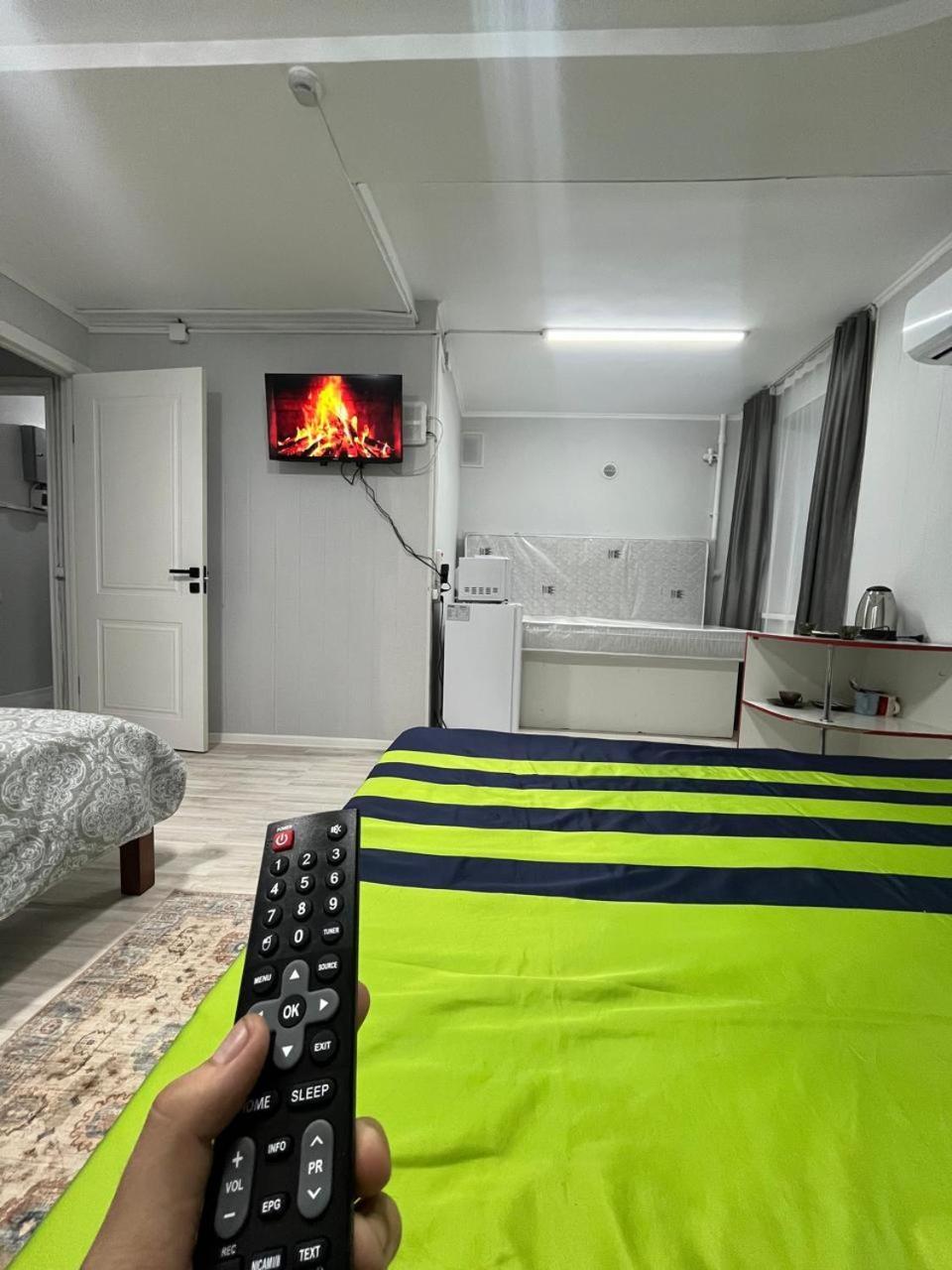 Ахметова 4 Apartment Krasnoye Pole Екстериор снимка