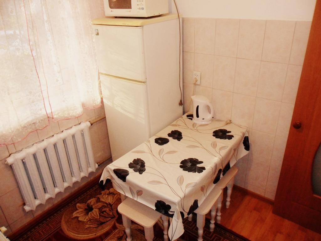 Ahmetova 10 Apartment Krasnoye Pole Екстериор снимка